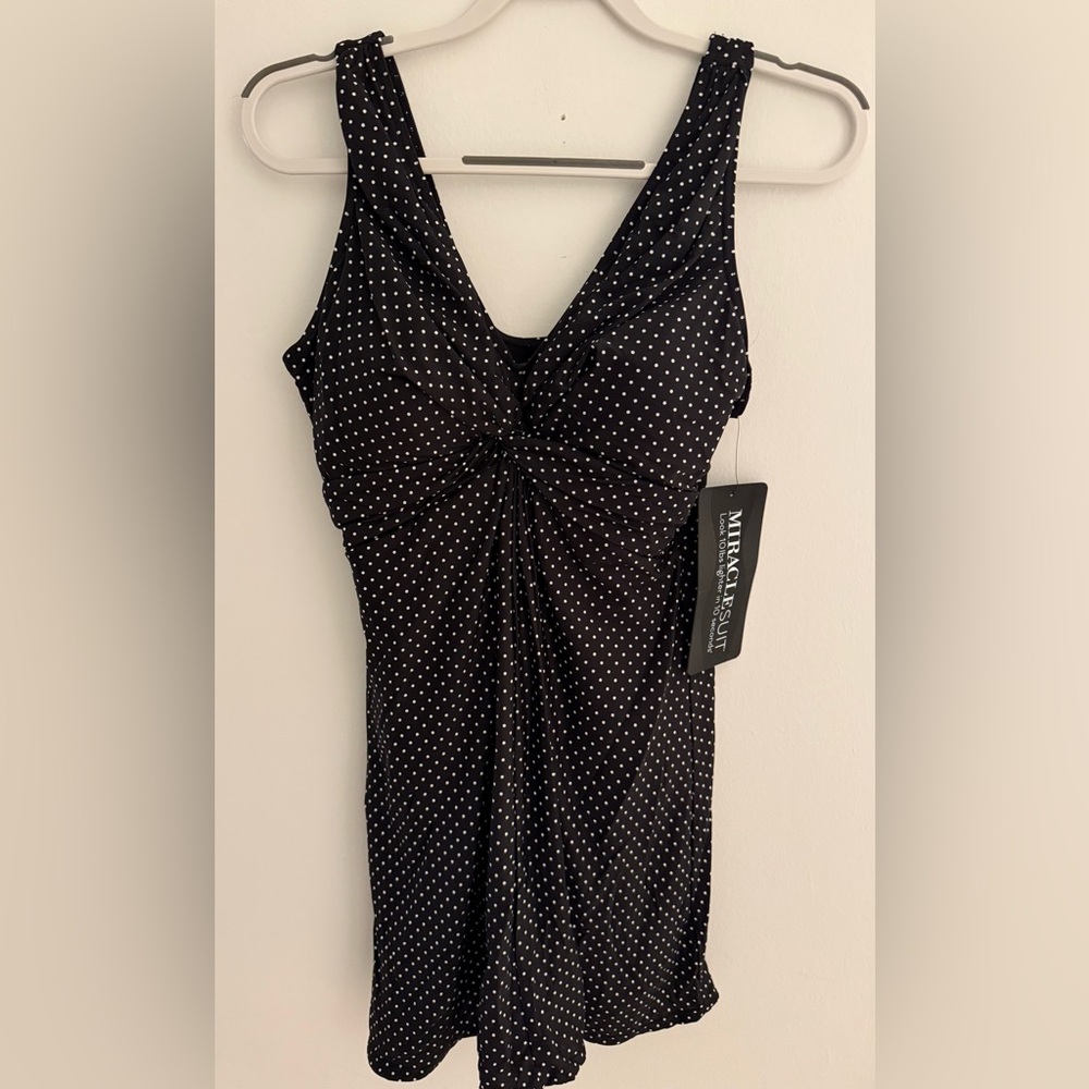 NWT Miraclesuit Marais Swim Dress Women’s US Size 16